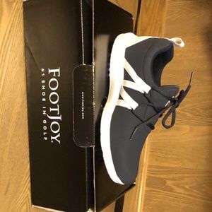 Footjoy Ladies Navy Spikeless golf shoes Size 7.5